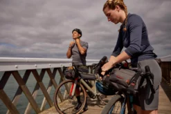 Altura Vortex 7L Waterproof Handlebar Bag 17 Altura Vortex 7L Waterproof Handlebar Bag -Carrera Store 163387h scaled