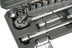 Halfords 18 Piece 3/8" Drive Imperial Socket Set -Carrera Store 332454b scaled