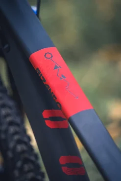 Voodoo Bizango Carbon Mens Mountain Bike - S Frame -Carrera Store 456446i scaled