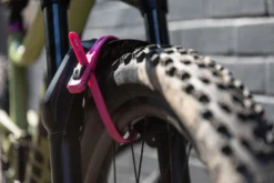 Hiplok Z-Lok Combo Armoured Tie Pink -Carrera Store 468934b