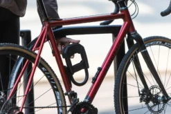 Hiplok DX D Lock Frame Clip All Black -Carrera Store 468998k