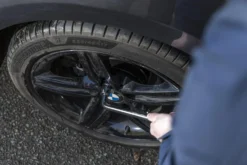 Halfords Extending Wheel Nut Wrench -Carrera Store 635236d scaled