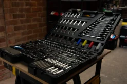 Halfords Advanced 200 Pc Socket And Ratchet Spanner Set -Carrera Store 735757i scaled