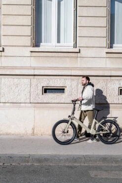 Eovolt Evening Step Through Electric Folding Bike - Onyx Black - 24" Wheel -Carrera Store 797990e