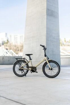 Eovolt Evening Step Through Electric Folding Bike - Onyx Black - 24" Wheel -Carrera Store 797990g
